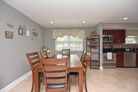 3263 Linsan Dr, Cincinnati, OH 45239 photo 11