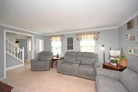 3263 Linsan Dr, Cincinnati, OH 45239 photo 8
