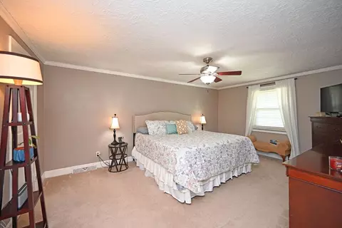 3263 Linsan Dr, Cincinnati, OH 45239 photo 20