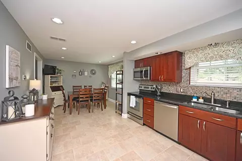 3263 Linsan Dr, Cincinnati, OH 45239 photo 15