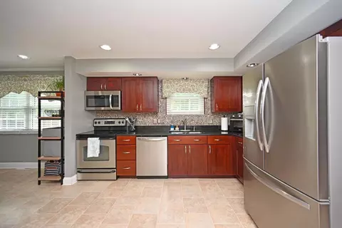 3263 Linsan Dr, Cincinnati, OH 45239 photo 14