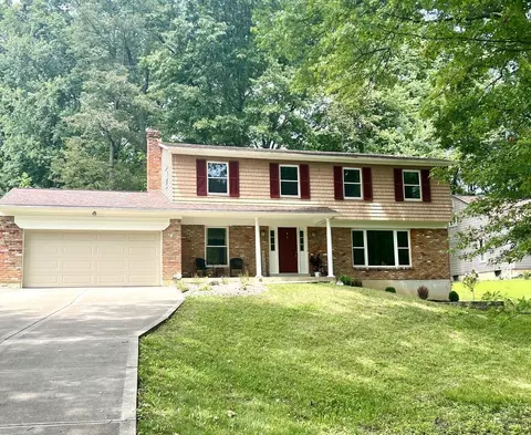 1670 Foxwood Trl, Loveland, OH 45140
