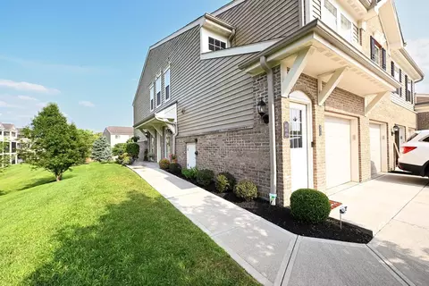 489 Heritage Sq, Harrison, OH 45030