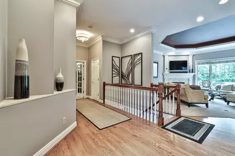 7 Thomas Ct, Glendale, OH 45246 photo 5