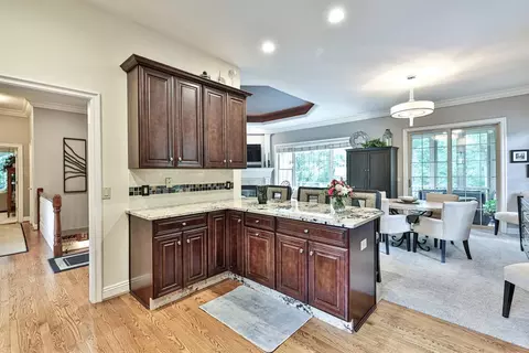 7 Thomas Ct, Glendale, OH 45246 photo 13