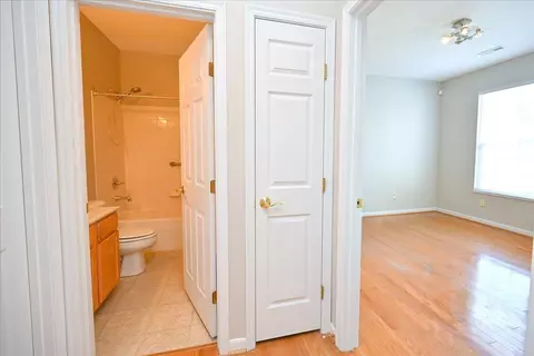 2006 Commons Circle Dr, Batavia, OH 45103 photo 7