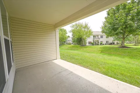 2006 Commons Circle Dr, Batavia, OH 45103 photo 28