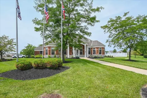 2006 Commons Circle Dr, Batavia, OH 45103 photo 34