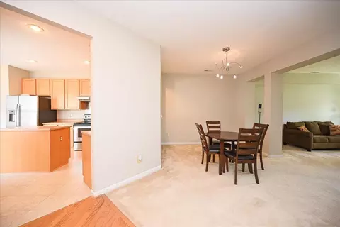 2006 Commons Circle Dr, Batavia, OH 45103 photo 11
