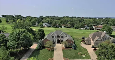 7838 Woodglen Dr, West Chester, OH 45069