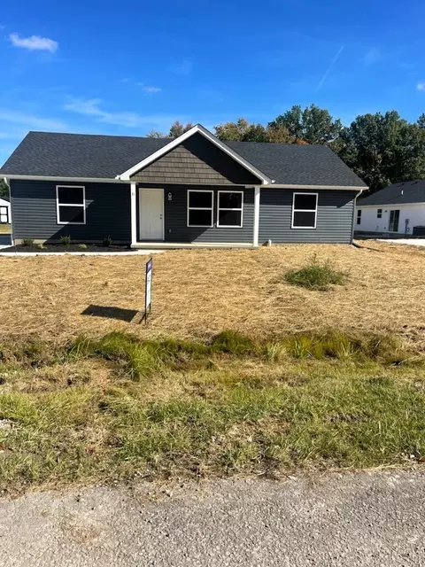 31 Virginia Dr, Georgetown, OH 45121