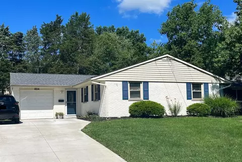 824 Kenmar Dr, Loveland, OH 45140