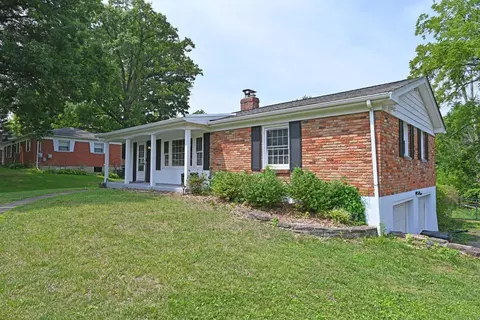 3981 Austin Dr, Cincinnati, OH 45255 photo 3