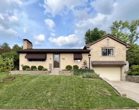 3730 Moonridge Dr, Cincinnati, OH 45248