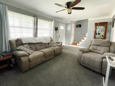574 Libbejo Dr, Cincinnati, OH 45233 photo 4