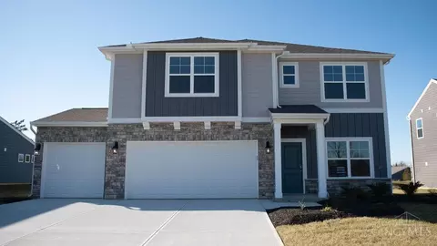 3679 Heritage Farm Ln, Amelia, OH 45102