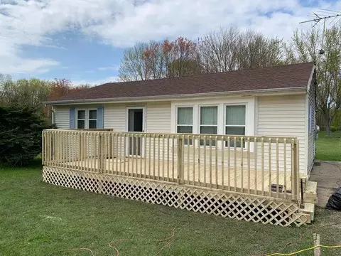 1450 Emerson Ln, Milford, OH 45150