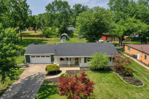 121 Elmlinger Dr, Mason, OH 45040