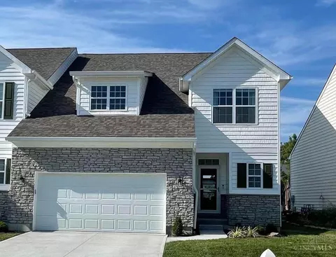7122 Thorndale Ln, Newtown, OH 45244