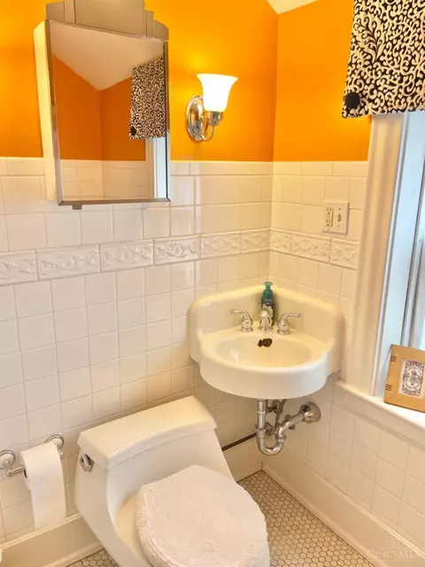 424 Southview Ave, Cincinnati, OH 45219 photo 20