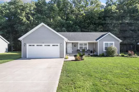 110 Kayleigh Dr, Mount Orab, OH 45154