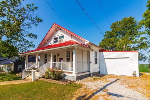 26 Main St, Sinking Spring, OH 45172 photo 3