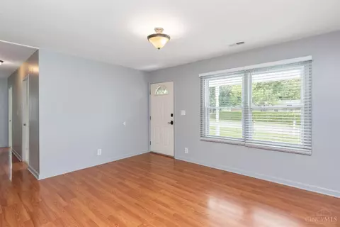 4256 Bantam, Cincinnati, OH 45245 photo 6