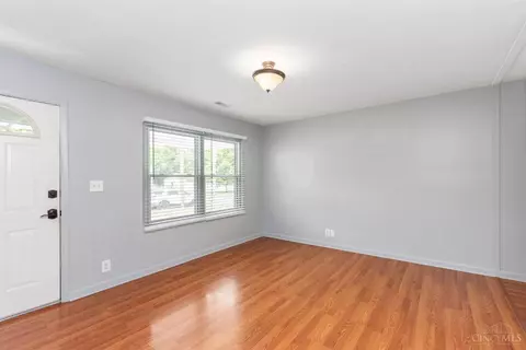 4256 Bantam, Cincinnati, OH 45245 photo 7