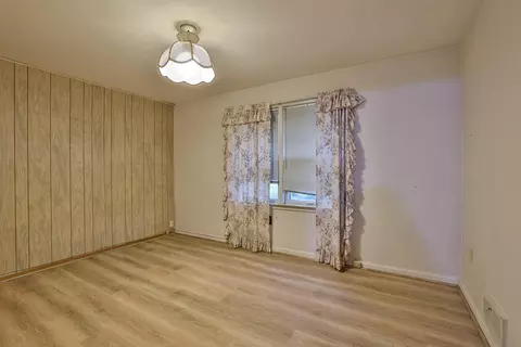 960 Markley, Cincinnati, OH 45230 photo 16