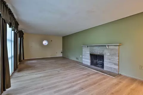960 Markley, Cincinnati, OH 45230 photo 4