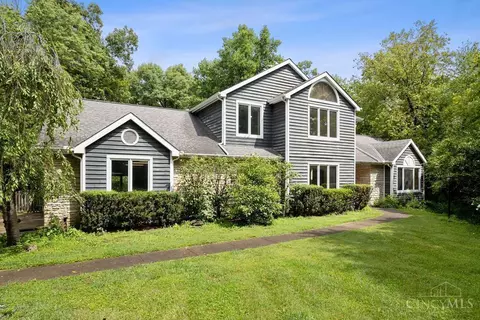 568 Miami Trace Ct, Loveland, OH 45140
