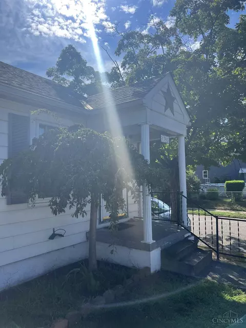 1301 Campbell Ave, Hamilton, OH 45011