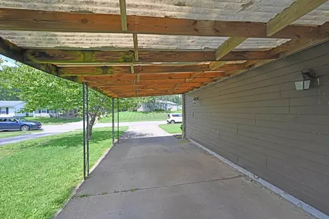 3215 Deshler, Cincinnati, OH 45251 photo 4