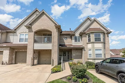 829 Neeb Rd #4, Cincinnati, OH 45233