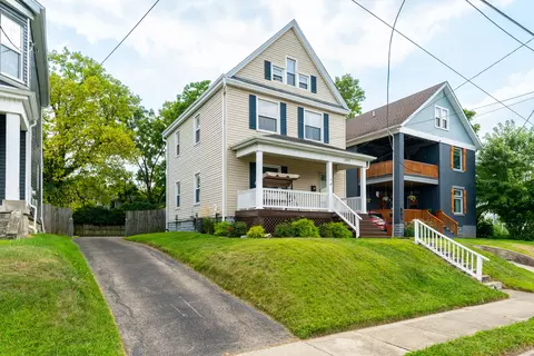 1919 Delaware, Cincinnati, OH 45212