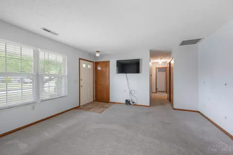 88 Station Dr, Georgetown, OH 45121 photo 5