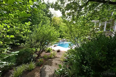 895 Sanctuary Ln, Hamilton Township, OH 45039 photo 86