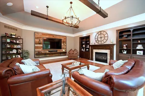 895 Sanctuary Ln, Hamilton Township, OH 45039 photo 35