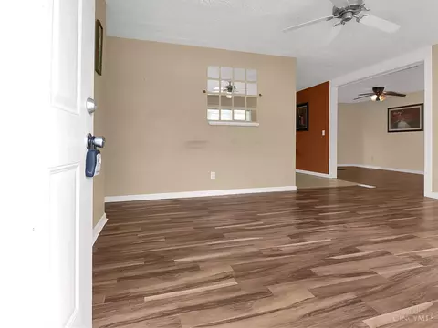 997 Huffman Ct, Cincinnati, OH 45231 photo 12