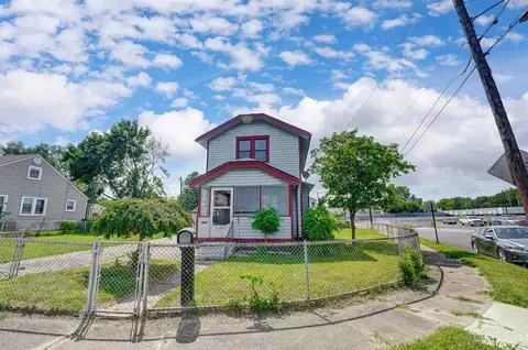1500 Brown, Middletown, OH 45044