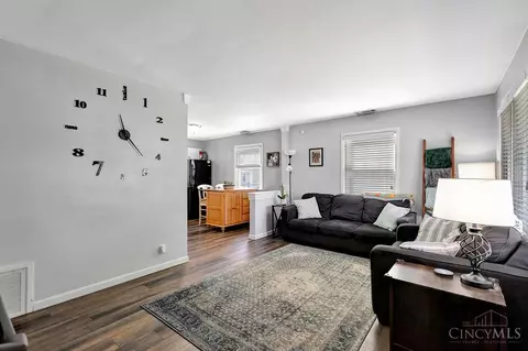 1530 Biscayne, Hamilton, OH 45013 photo 3