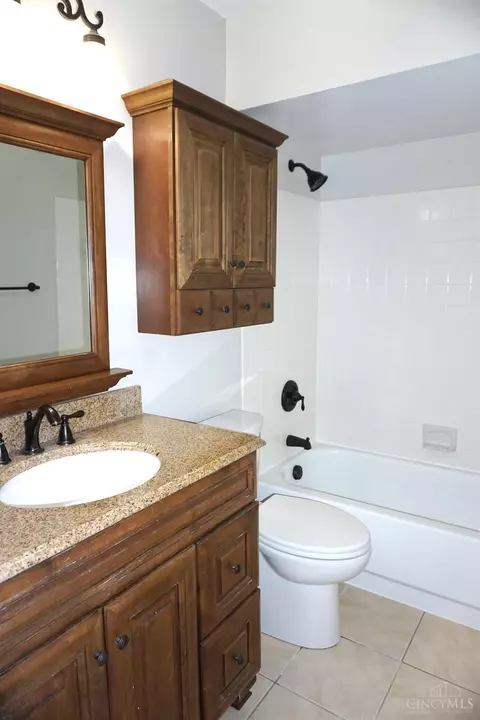 11555 Regency Square Ct #2, Cincinnati, OH 45231 photo 15