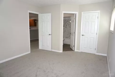 11555 Regency Square Ct #2, Cincinnati, OH 45231 photo 8