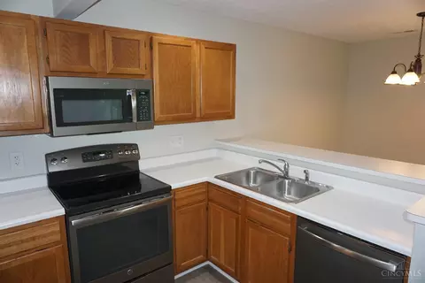 11555 Regency Square Ct #2, Cincinnati, OH 45231 photo 5