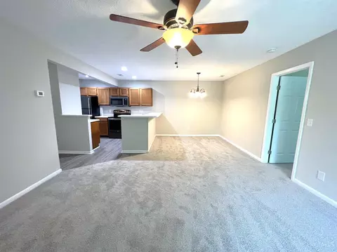 11555 Regency Square Ct #2, Cincinnati, OH 45231 photo 2