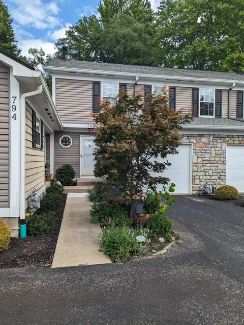 792 Lakeshore, Maineville, OH 45039