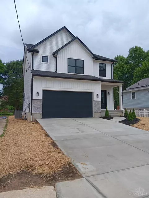 7217 Virginia Ave, Deer Park, OH 45236