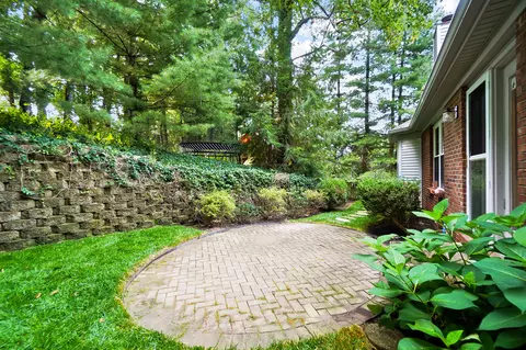 5595 Wayside, Cincinnati, OH 45230 photo 30