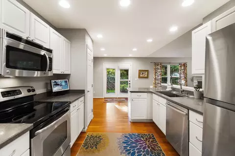 5595 Wayside, Cincinnati, OH 45230 photo 6
