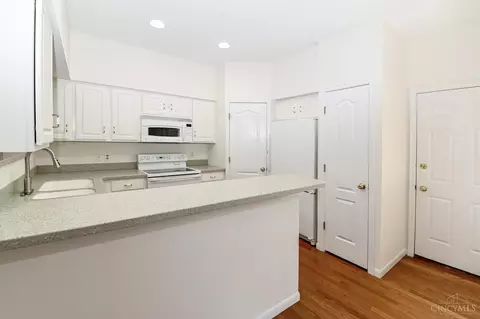 6414 Silverfox, Cincinnati, OH 45230 photo 18